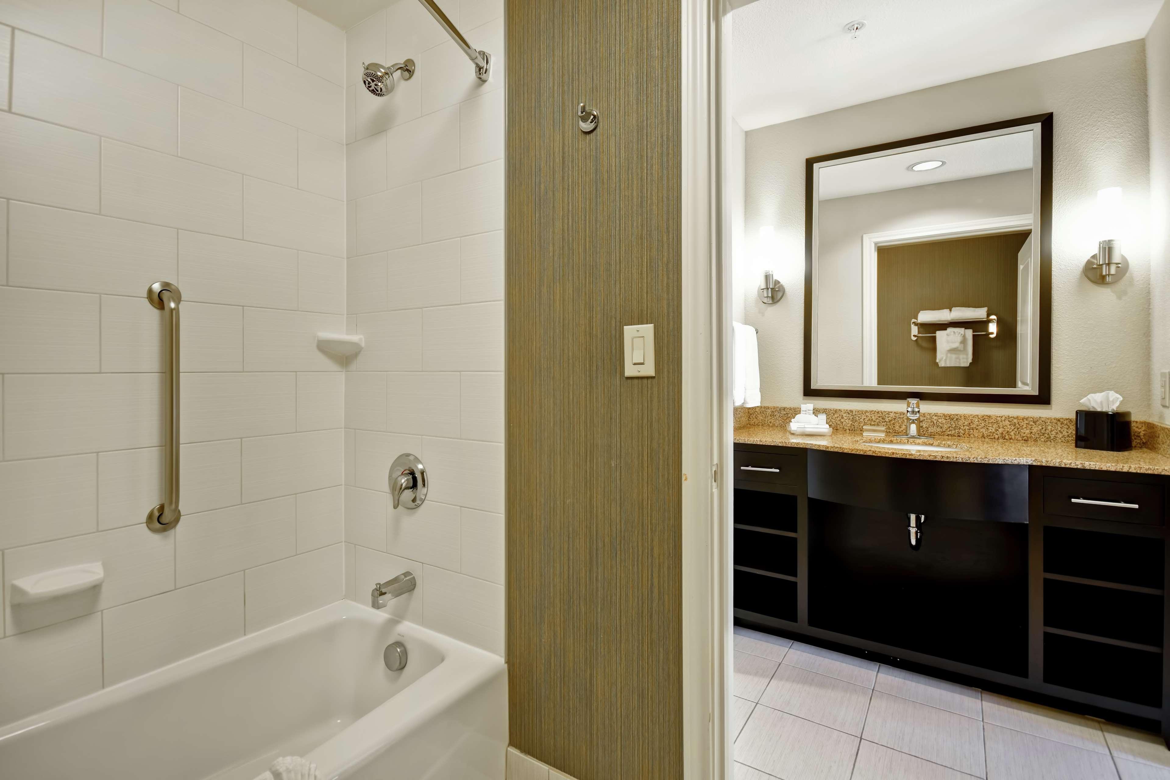Homewood Suites By Hilton Fort Worth West At Cityview Экстерьер фото